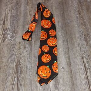 Hallmark Specialties  Halloween Jack O Lantern Pumpkin Holiday tie